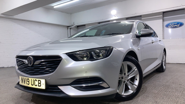 Vauxhall Insignia 1.6 Turbo D ecoTec Tech Line Nav 5dr Diesel Hatchback